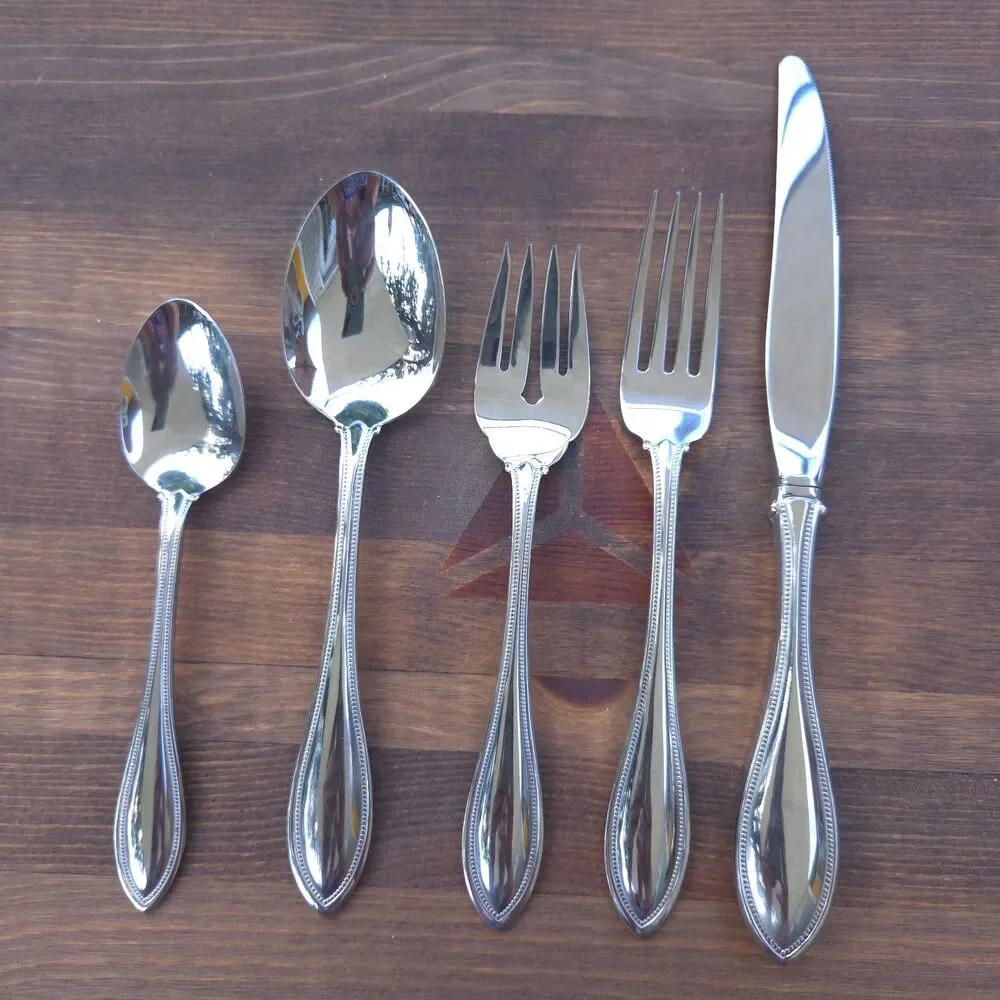 Oneida American Harmony 56 Pc Flatware Set Service for 8 Stainless Steel